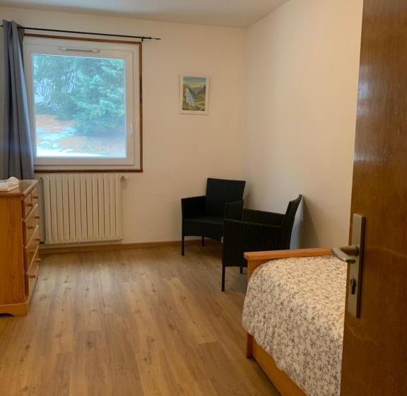 Номер Стандарт, La Bagatelle