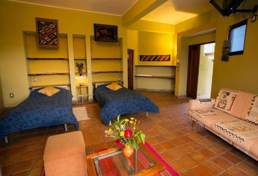 اتاق استاندارد, La Pasarela