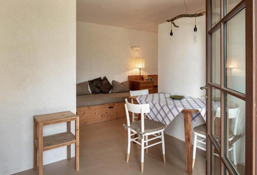 Апартаменты 1 Спальня с Видом, Villa Messner