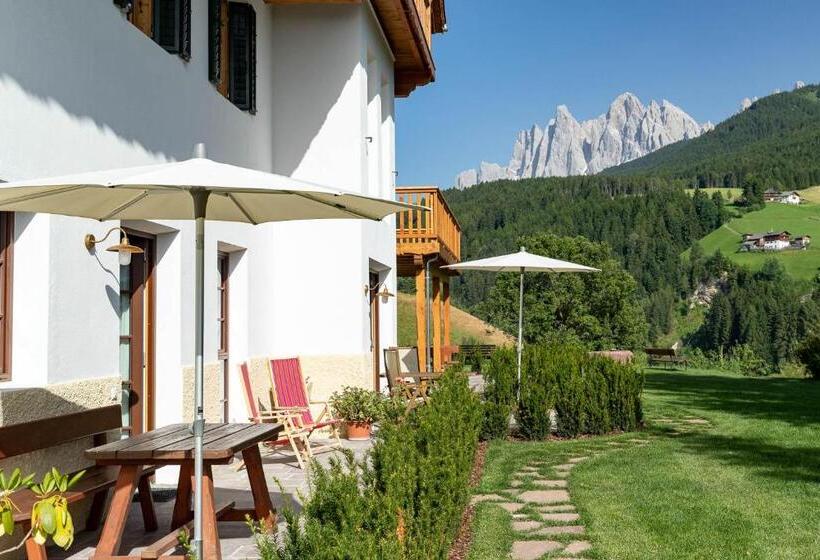 Апартаменты 1 Спальня Вид на Сад, Villa Messner