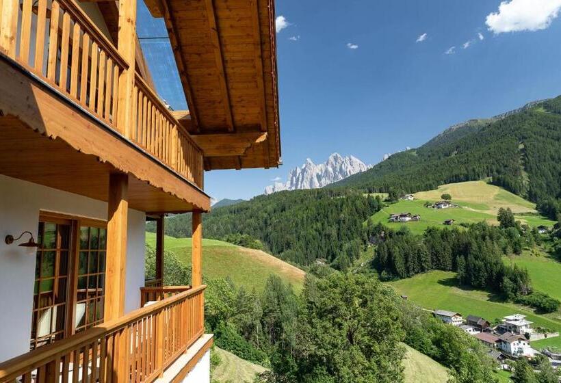 شقة غرفة نوم واحدة مزودة بشُرفة, Villa Messner