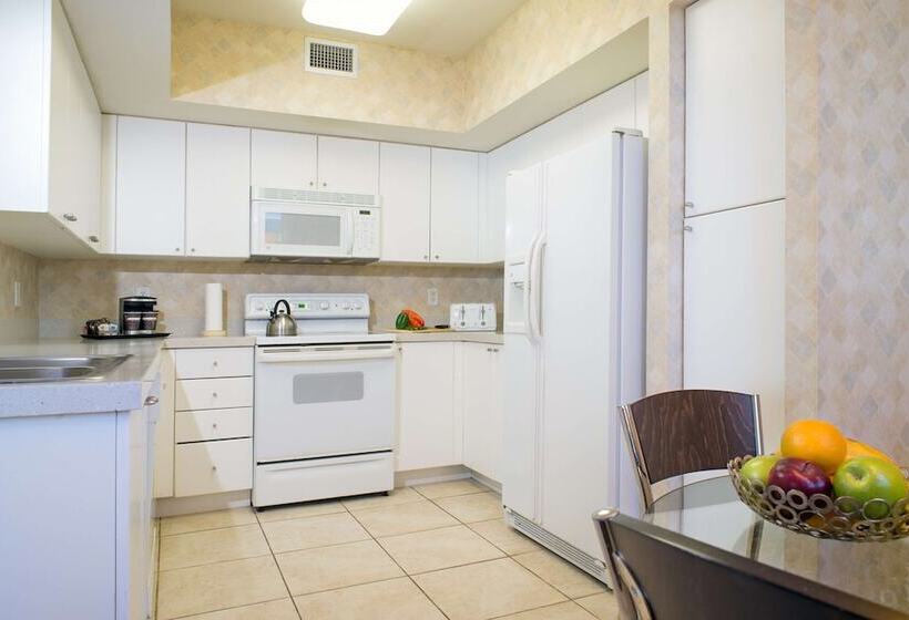 Люкс 2 Спальни, Doubletree Resort & Spa By Hilton Ocean Pointn. Miami Beach