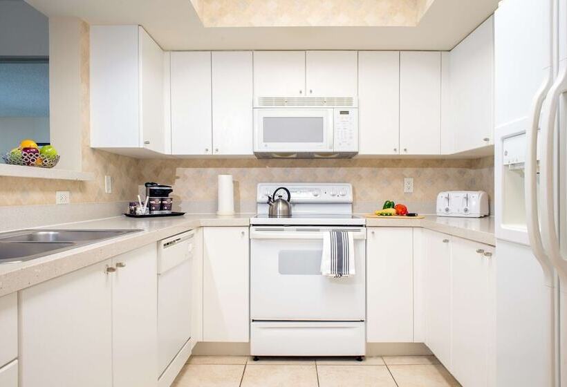 Люкс Адаптированный для Инвалидов, Doubletree Resort & Spa By Hilton Ocean Pointn. Miami Beach
