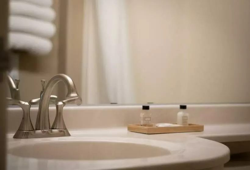 Standard-huone, Monument Inn & Suites