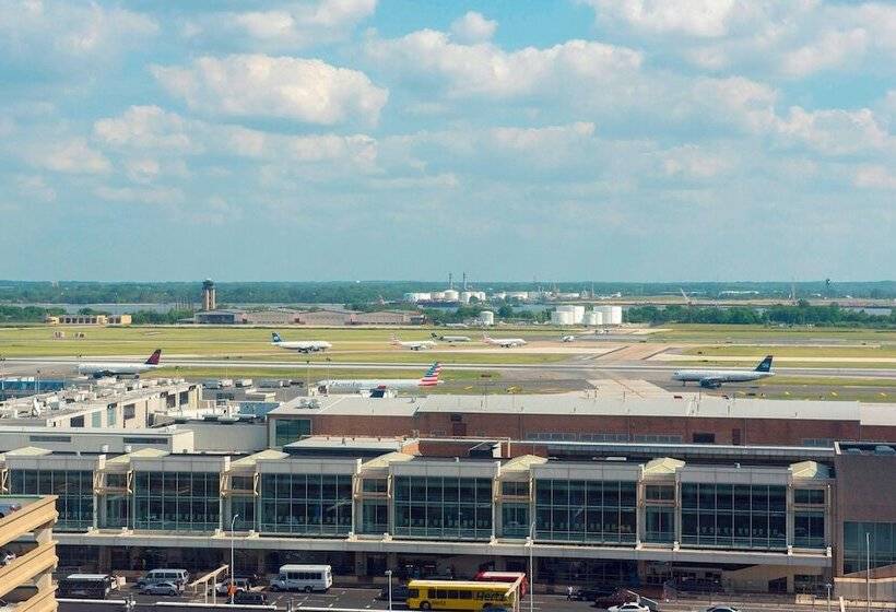 ２ダブルベッドのスタンダードルーム, Philadelphia Airport Marriott