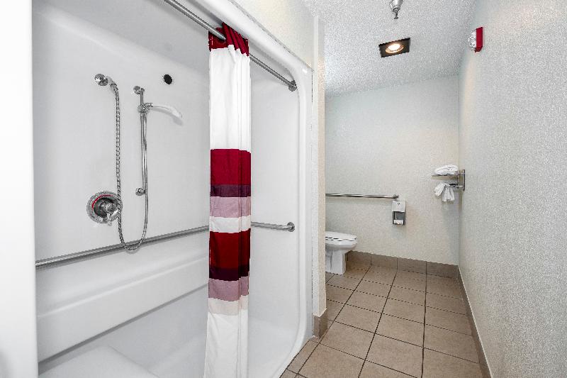 غرفة ديلوكس لذوى الاحتياجات الخاصة, Red Roof Inn Springfield, Mo