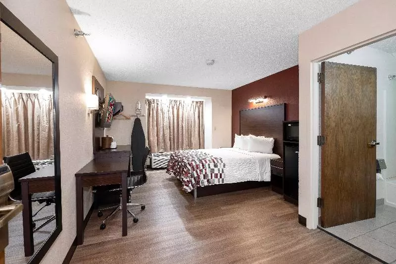 اتاق دلوکس مخصوص معلولین, Red Roof Inn Springfield, Mo