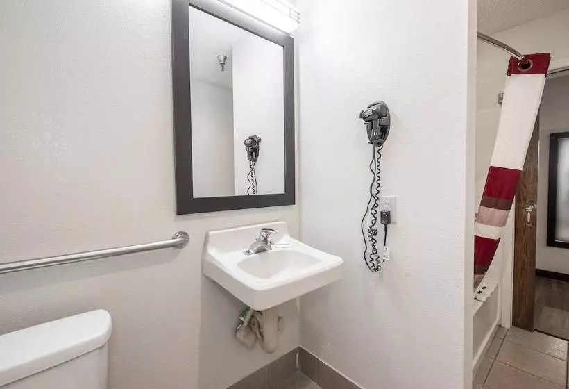 اتاق سوپریور برای معلولان, Red Roof Inn Springfield, Mo