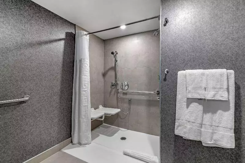 Standard-huone King-vuode, The Wayfarer Downtown La, Tapestry Collection By Hilton