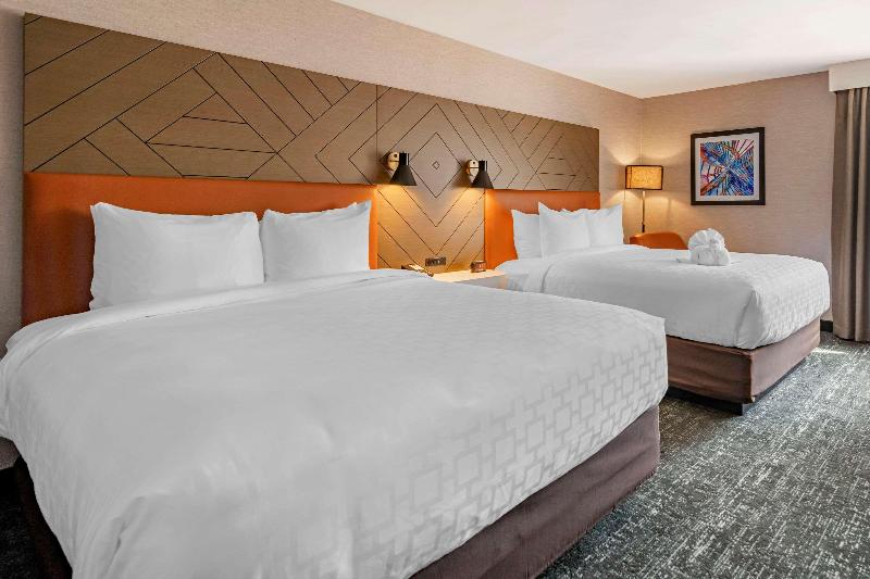 غرفة قياسية سرير كينج, The Wayfarer Downtown La, Tapestry Collection By Hilton