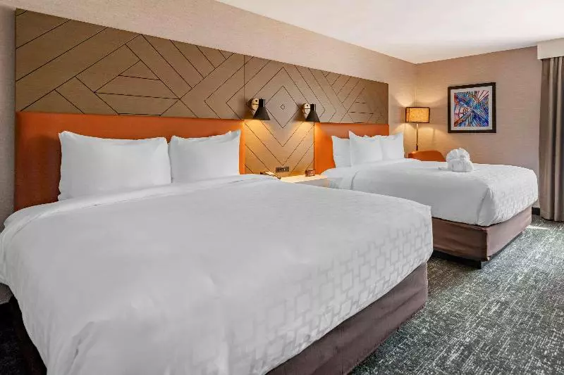 Standard-huone King-vuode, The Wayfarer Downtown La, Tapestry Collection By Hilton