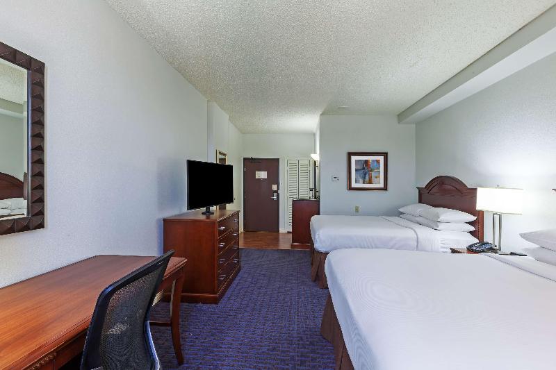 带大床的套房, Towneplace Suites Sioux Falls