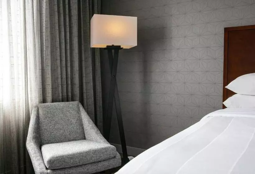 スタンダードルーム, West Des Moines Marriott