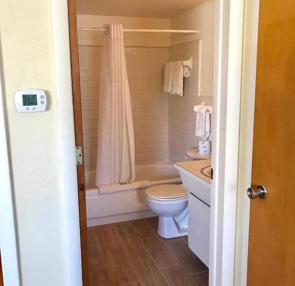 اتاق لوکس با چشم‌انداز, The Molloy   Treasure Island Suites & Cottages