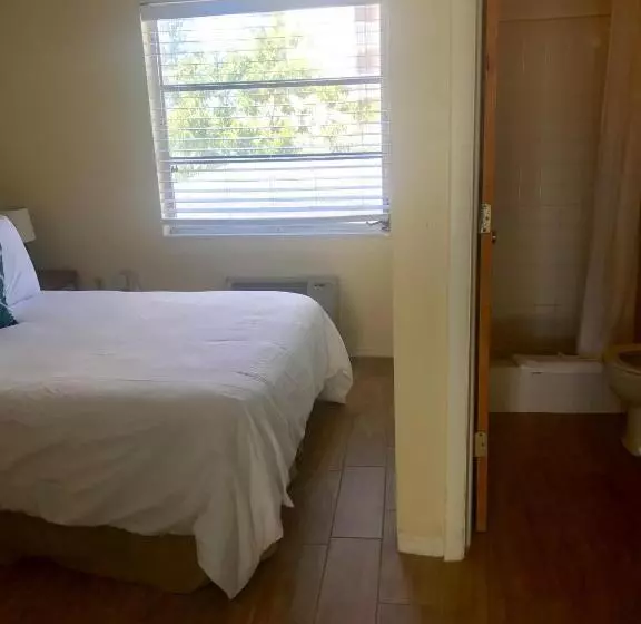 ベーシックルーム, The Molloy   Treasure Island Suites & Cottages