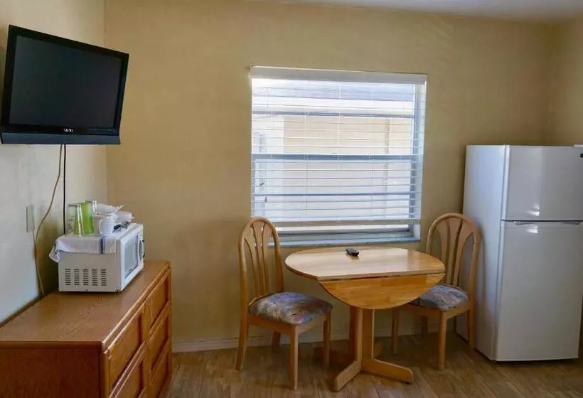 ベーシックルーム, The Molloy   Treasure Island Suites & Cottages