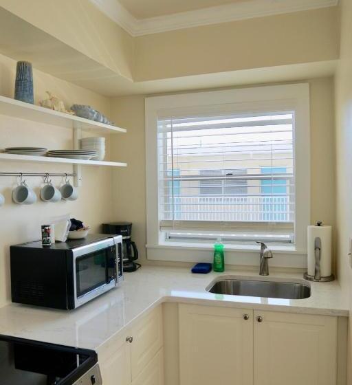 스위트, The Molloy   Treasure Island Suites & Cottages