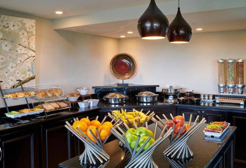 キングサイズベッドのデラックスルーム, Ann Arbor Marriott Ypsilanti At Eagle Crest