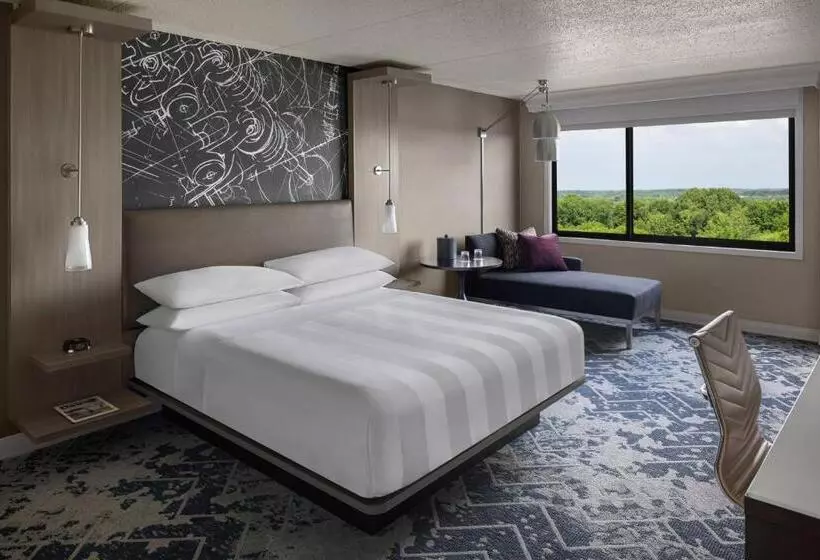 身障者適用キングサイズベッドルーム, Ann Arbor Marriott Ypsilanti At Eagle Crest