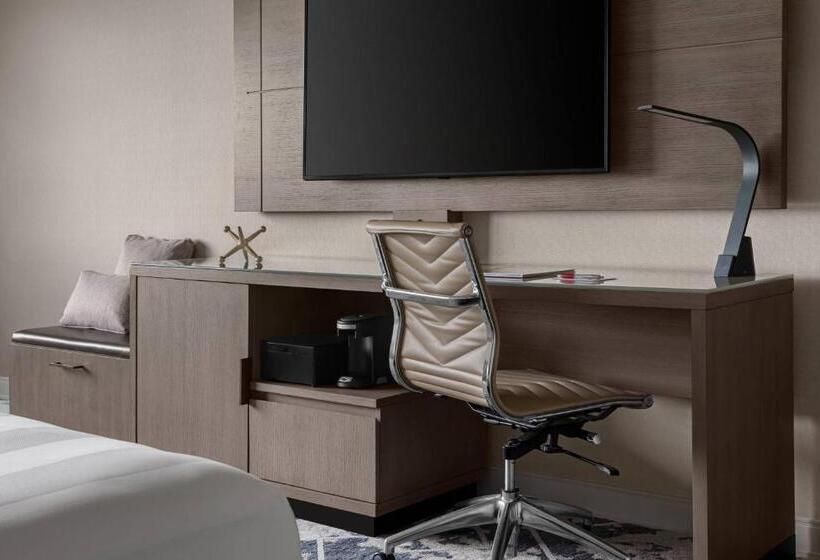 身障者適用キングサイズベッドルーム, Ann Arbor Marriott Ypsilanti At Eagle Crest