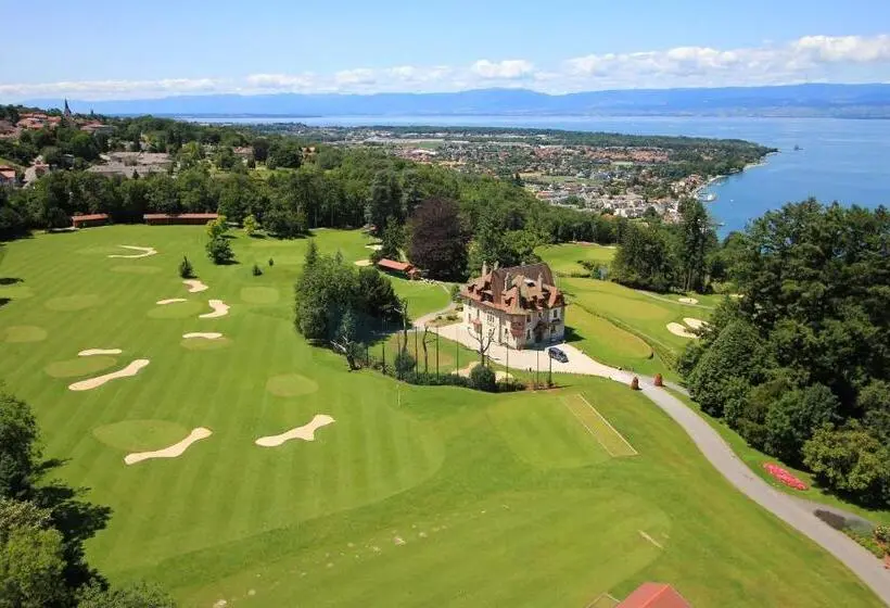 庭の見えるスタンダードトリプルルーム, Le Manoir Du Golf