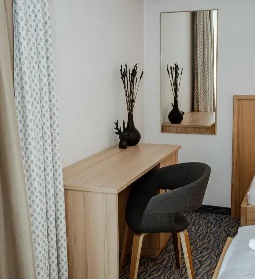 バルコニー付きスタンダードトリプルルーム, Eschenhof Bed & Breakfast