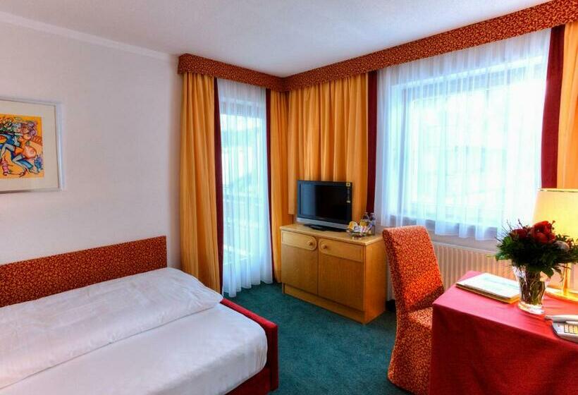 غرفة قياسية فردية, Pension Grissemann