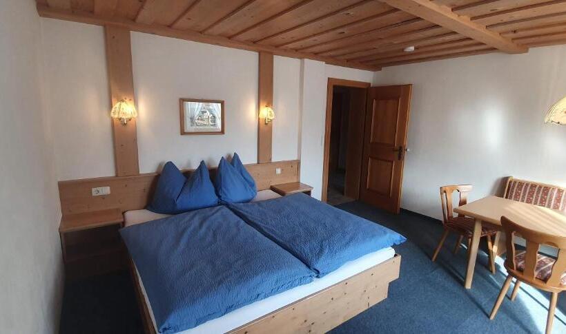 דירת חדר, Pension Appartements Via Claudia