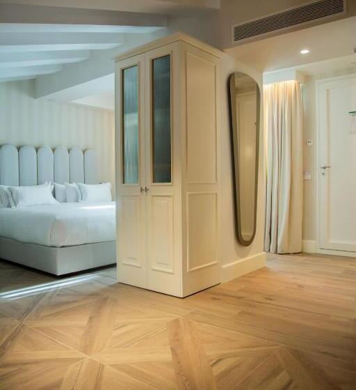 エクゼクティブルーム, Myr Palacio Vallier