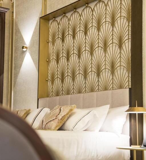 סוויטה, Myr Palacio Vallier