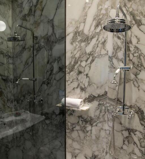 プレジデントスイートルーム, Myr Palacio Vallier