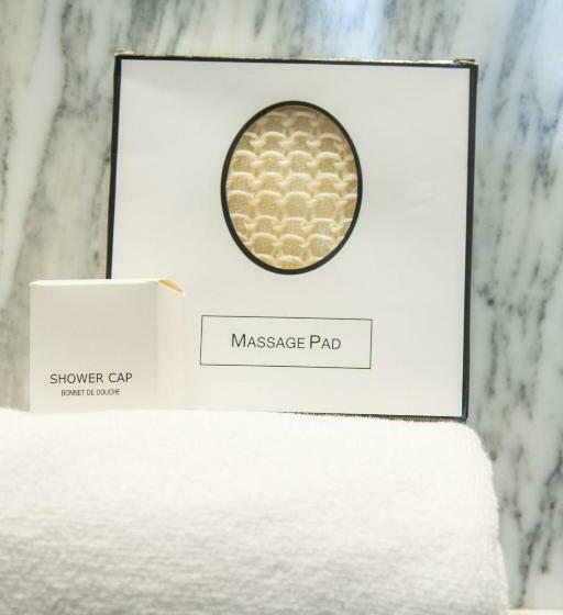 ジュニアスイート, Myr Palacio Vallier