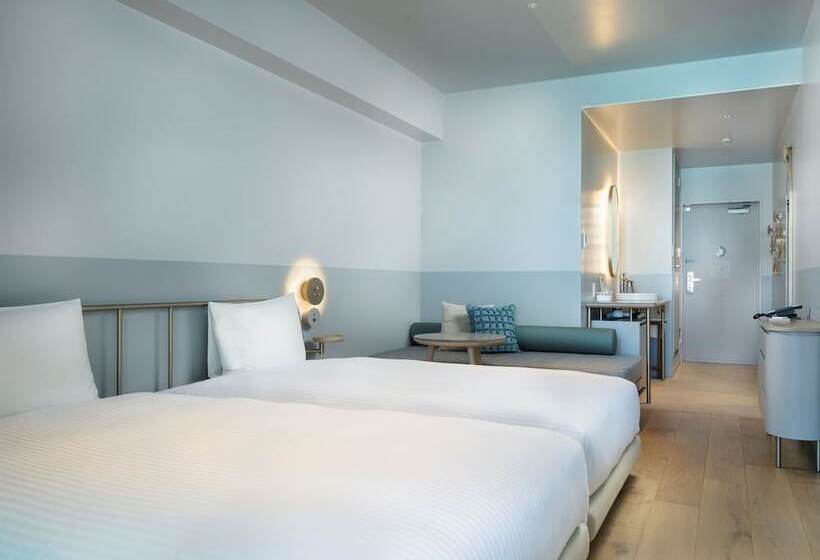 Chambre Standard, Anteroom Naha