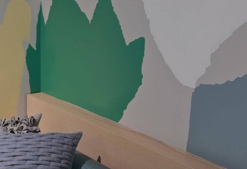 Номер Стандарт, Anteroom Naha