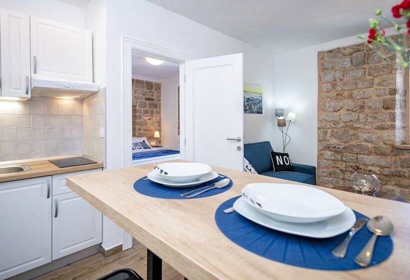 شقة ديلوكس غرفة نوم واحدة مطلة على البحر, Villa Riva