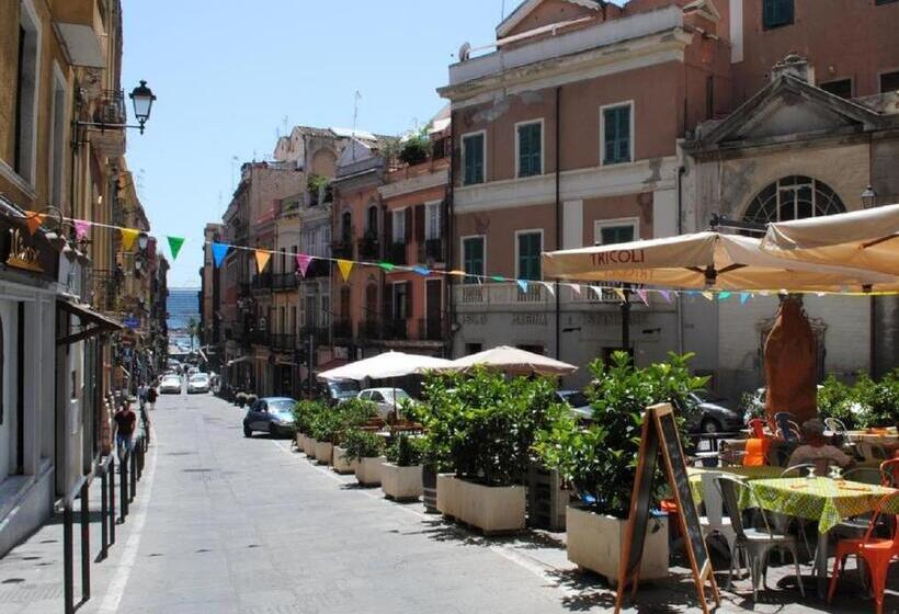 اتاق استاندارد یک نفره, Dani's House