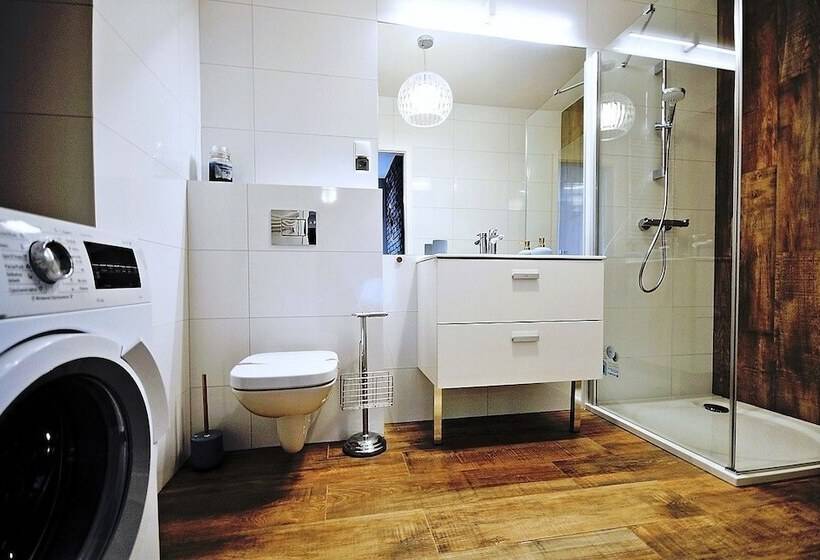 דירת חדר, Balticon Polanki Park