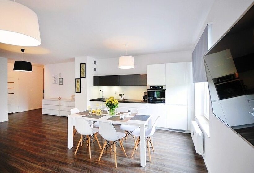 2-Bedroom Classic Apartment, Balticon Polanki Park