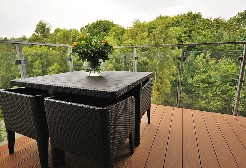 2-Bedroom Classic Apartment, Balticon Polanki Park