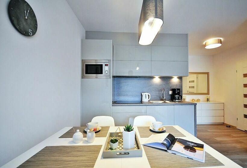 דירה קלאסית חדר שינה אחד, Balticon Polanki Park