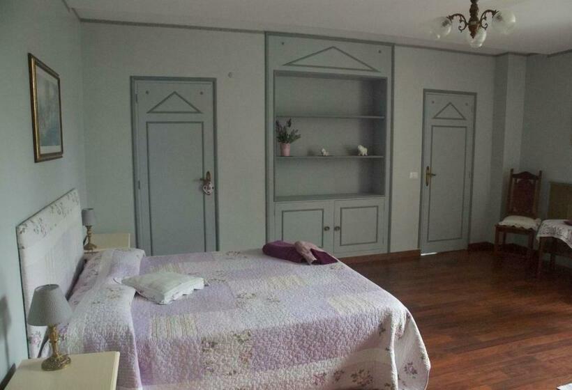 컴포트 트리플 룸, Le Clos Des Cedres B&b