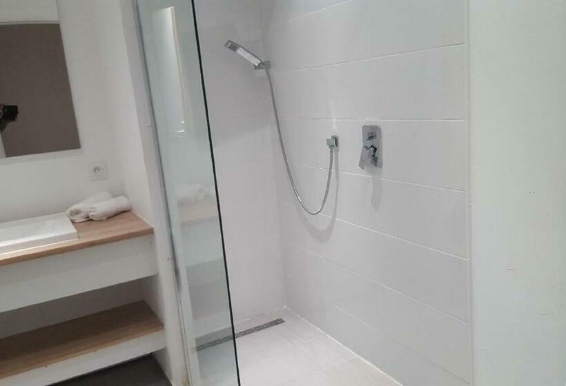 身障者適用スタンダードルーム, Hôtel Restaurant Mas Del Gall