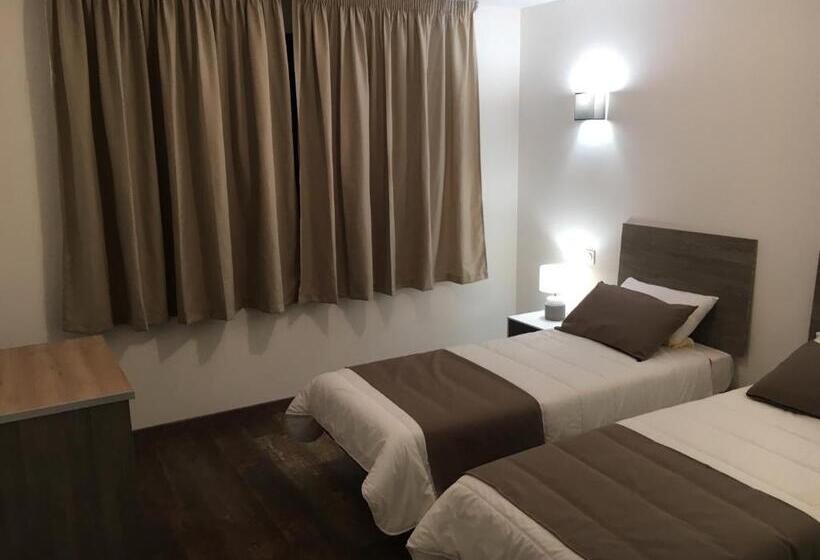 身障者適用スタンダードルーム, Hôtel Restaurant Mas Del Gall