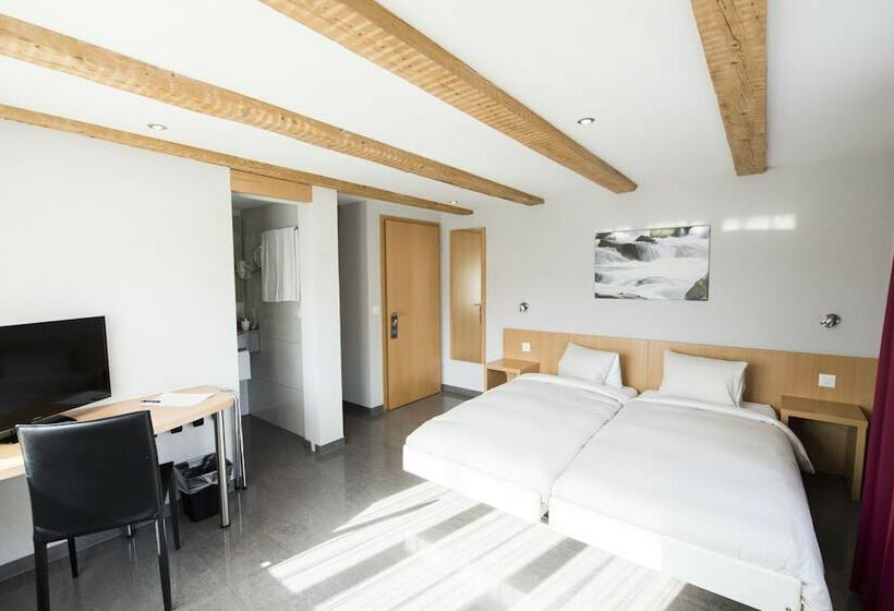 חדר סטנדרט, Restaurant Neuhaus