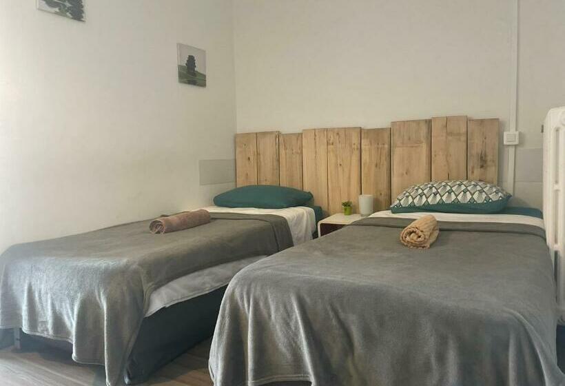 Четырехместный Номер Стандарт, Gîte:sur Le Chemin