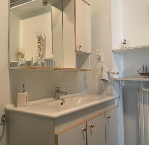 Номер Стандарт Трехместный, Gîte:sur Le Chemin