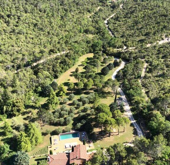 Люкс 2 Спальни, La Bastide De La Provence Verte, Chambres D Hôtes