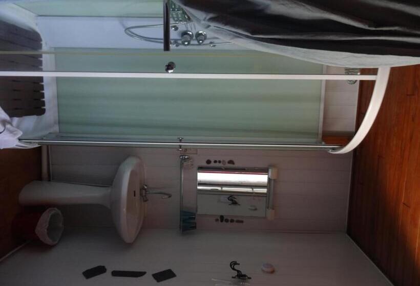 ガーデンビュースタンダードルーム, Auberge La Bergerie