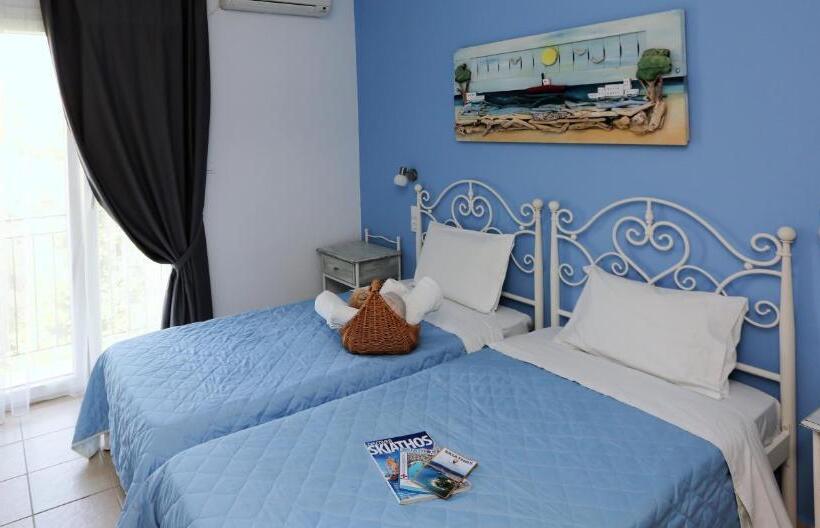 חדר סטנדרט נוף לגינה, Kastro