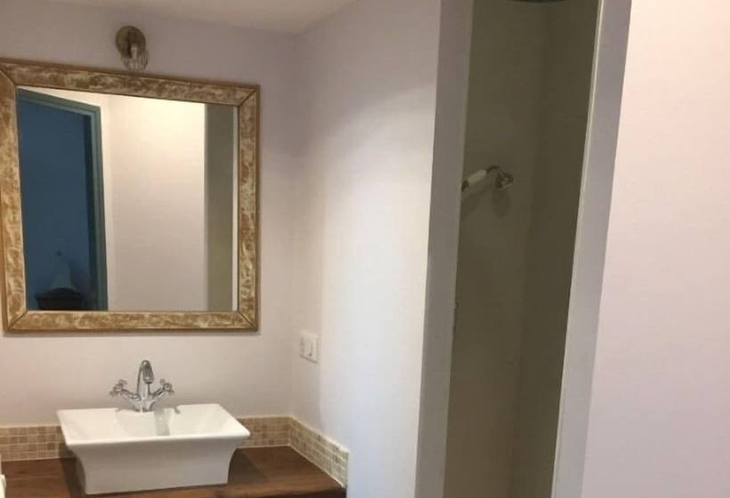 غرفة قياسية, La Garoffe